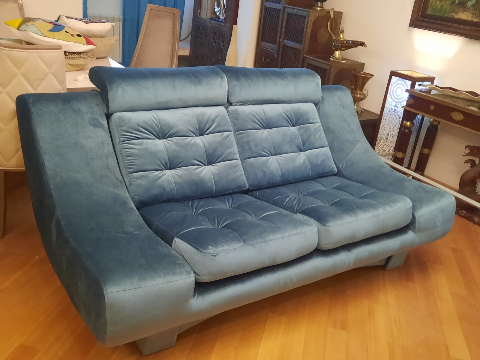 Обивка дивана на дому. Капотня